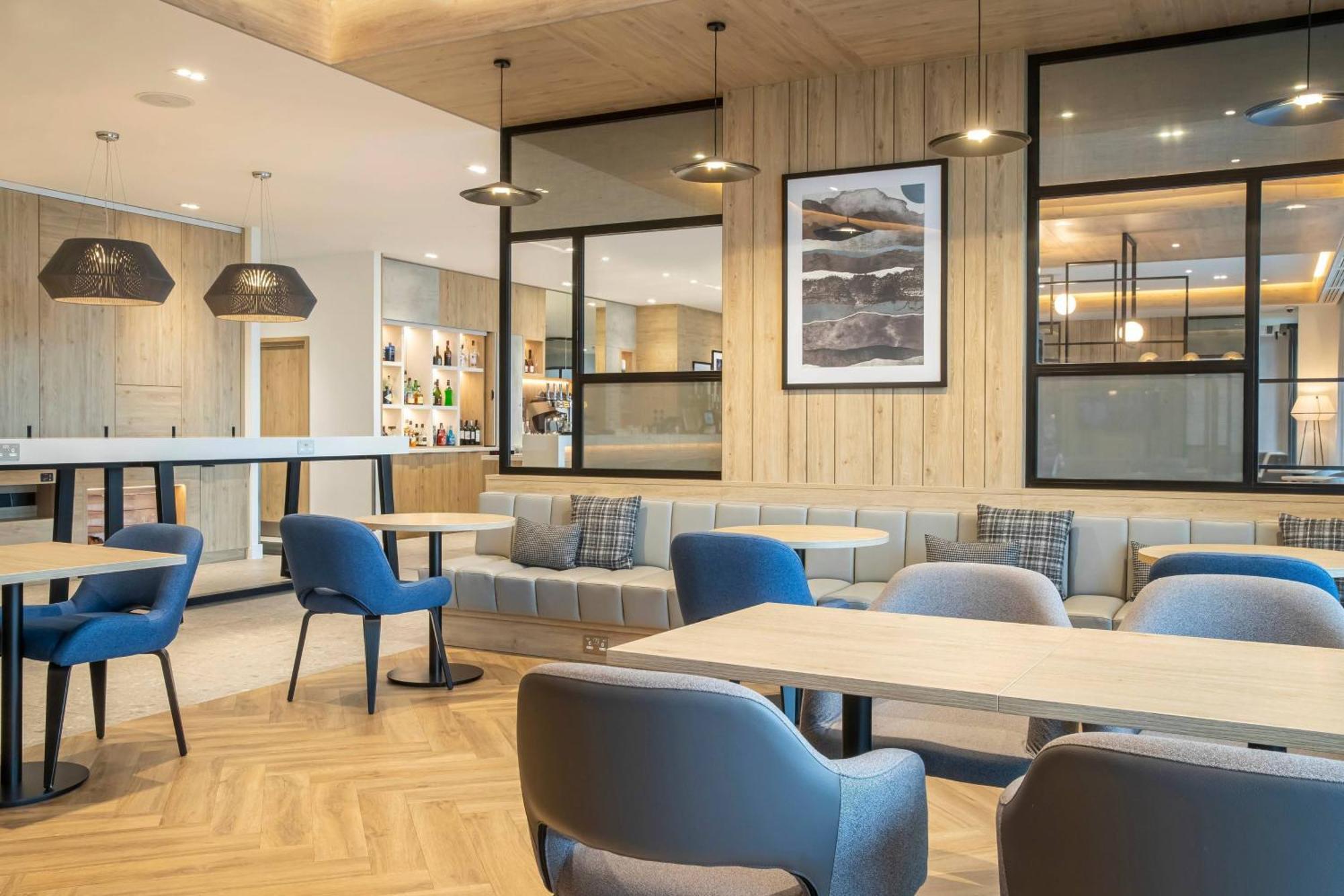 Courtyard By Marriott Inverness Airport Eksteriør bilde