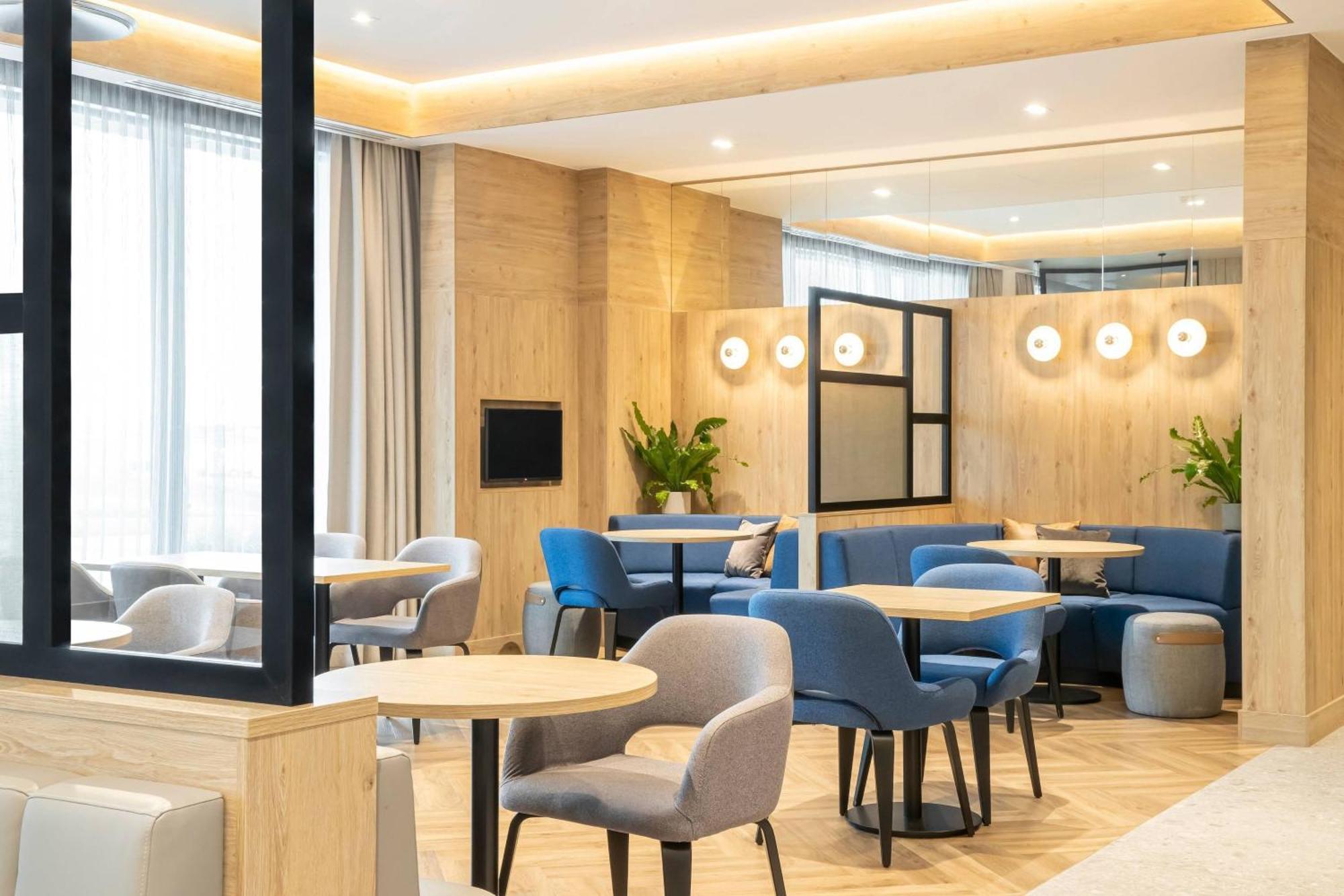 Courtyard By Marriott Inverness Airport Eksteriør bilde